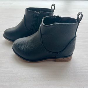 NWOT Cat & Jack Black Boot Size 8T